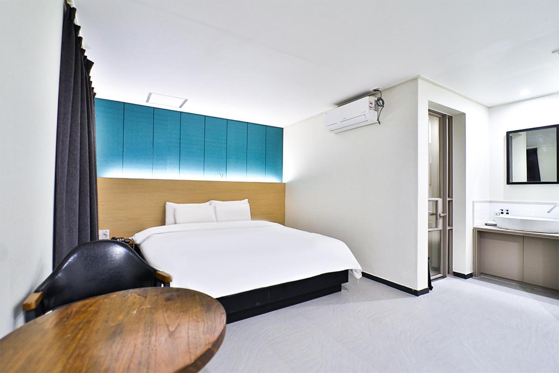 Calm Rest Hotel Busan Sasang Экстерьер фото